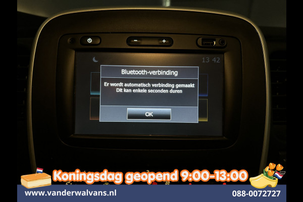 Renault Trafic 1.6 dCi L1H1 Euro6 Airco | Navigatie | Cruisecontrol | Trekhaak | Parkeersensoren Bijrijdersbank