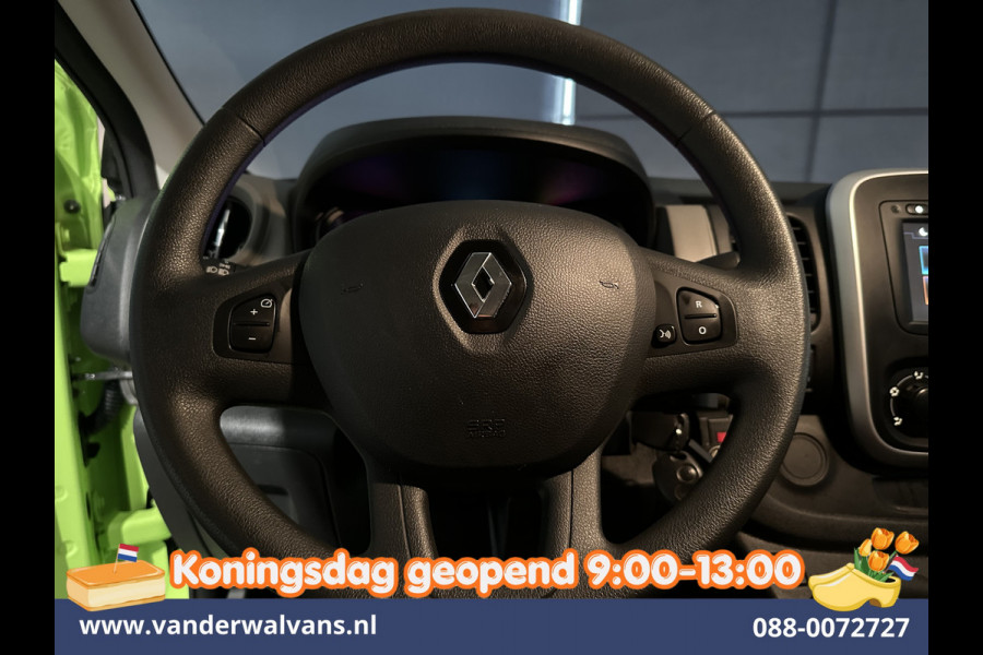 Renault Trafic 1.6 dCi L1H1 Euro6 Airco | Navigatie | Cruisecontrol | Trekhaak | Parkeersensoren Bijrijdersbank