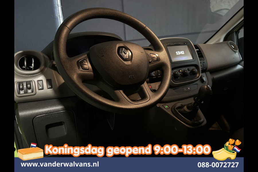 Renault Trafic 1.6 dCi L1H1 Euro6 Airco | Navigatie | Cruisecontrol | Trekhaak | Parkeersensoren Bijrijdersbank