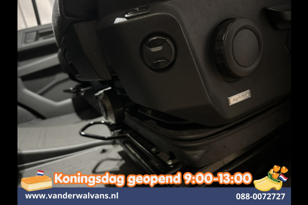 Volkswagen Crafter 2.0 TDI 141pk L3H3 L2H2 Euro6 Airco | Camera | Apple Carplay | Massagestoel | Cruisecontrol Android Auto, Chauffeurstoel