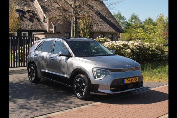 Kia Niro EV ExecutiveLine 64.8 kWh | Panoramadak | 360 Camera | Harman Kardon | Head-Up Display | Apple Carplay |