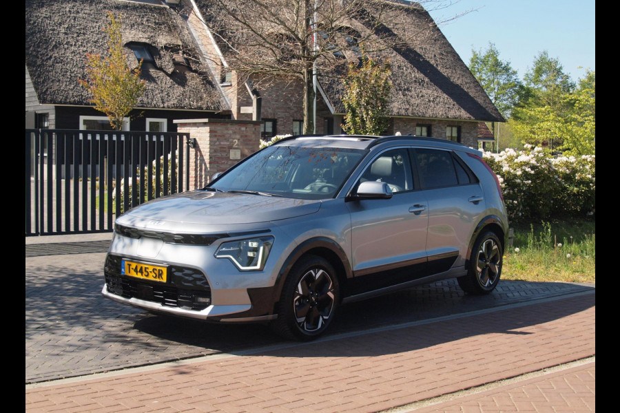 Kia Niro EV ExecutiveLine 64.8 kWh | Panoramadak | 360 Camera | Harman Kardon | Head-Up Display | Apple Carplay |