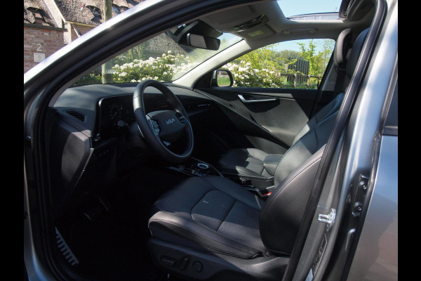 Kia Niro EV ExecutiveLine 64.8 kWh | Panoramadak | 360 Camera | Harman Kardon | Head-Up Display | Apple Carplay |