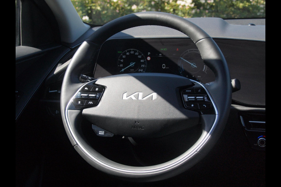 Kia Niro EV ExecutiveLine 64.8 kWh | Panoramadak | 360 Camera | Harman Kardon | Head-Up Display | Apple Carplay |