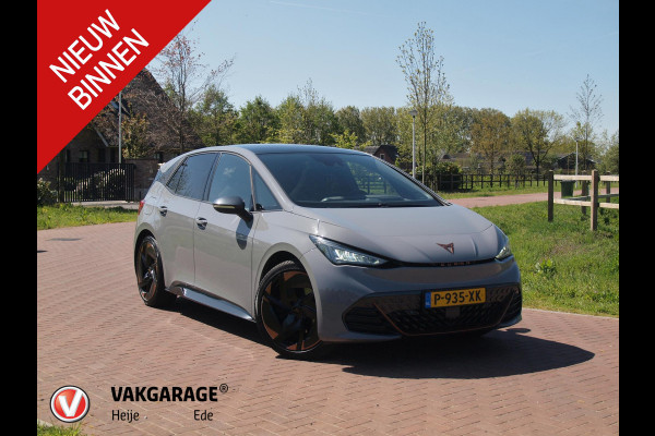 CUPRA Born Performance One 62 kWh | Panoramadak | 360 Camera | Head-Up Display | Apple Carplay |