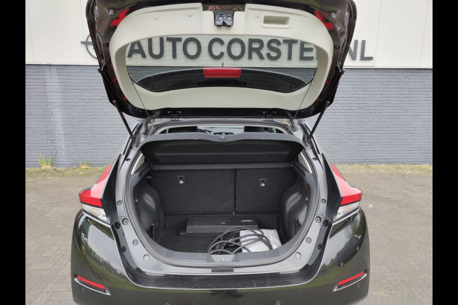 Nissan Leaf e+ Tekna 62kWh 218pk LEER Apple Carplay Android Auto Cruise control adaptief 360°Camera Navi Ecc Stoel+Stuurverwarming Keyless D Dodehoek detector Rijstrooksensor met correctie Uitparkeer waarschuwing Verkeersbord detectie Bluetooth Privacy Glas Lmv 17" Grootste Accu Grootste Actieradius Hoogste vermogen 218pk !