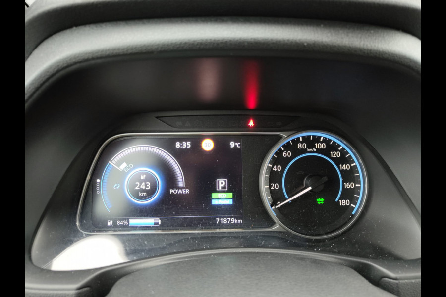 Nissan Leaf e+ Tekna 62kWh 218pk LEER Apple Carplay Android Auto Cruise control adaptief 360°Camera Navi Ecc Stoel+Stuurverwarming Keyless D Dodehoek detector Rijstrooksensor met correctie Uitparkeer waarschuwing Verkeersbord detectie Bluetooth Privacy Glas Lmv 17" Grootste Accu Grootste Actieradius Hoogste vermogen 218pk !