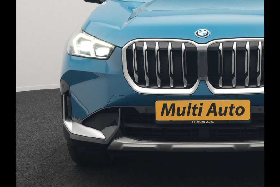 BMW X1 xDrive30e X Line PHEV 327pk Dealer O.H. | 20" Individual | Camera | Lederen Sportstoelen & Stuur Verwarmd | Sfeerverlichting | Apple Carplay | Blis | Keyless | Navigatie | DAB | Cruise Control | 20"L.M | Plug In Hybrid |