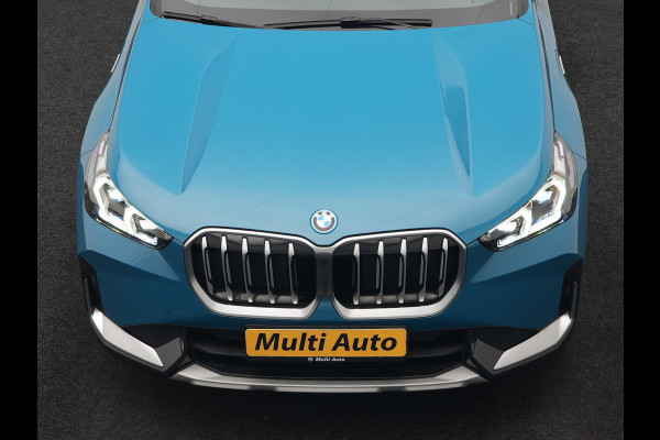 BMW X1 xDrive30e X Line PHEV 327pk Dealer O.H. | 20" Individual | Camera | Lederen Sportstoelen & Stuur Verwarmd | Sfeerverlichting | Apple Carplay | Blis | Keyless | Navigatie | DAB | Cruise Control | 20"L.M | Plug In Hybrid |