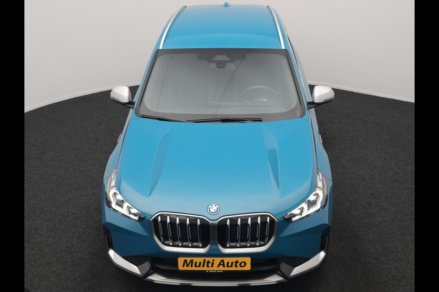 BMW X1 xDrive30e X Line PHEV 327pk Dealer O.H. | 20" Individual | Camera | Lederen Sportstoelen & Stuur Verwarmd | Sfeerverlichting | Apple Carplay | Blis | Keyless | Navigatie | DAB | Cruise Control | 20"L.M | Plug In Hybrid |