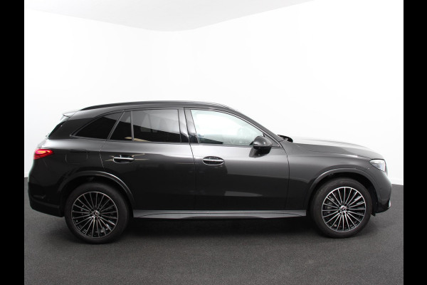 Mercedes-Benz GLC 300e 4MATIC AMG Line Navigatie Cruise Control Parkeersensoren Stoelverwarming Matrix LED-koplampen Virtual Cockpit Surround-systeem Burmester Inductielader