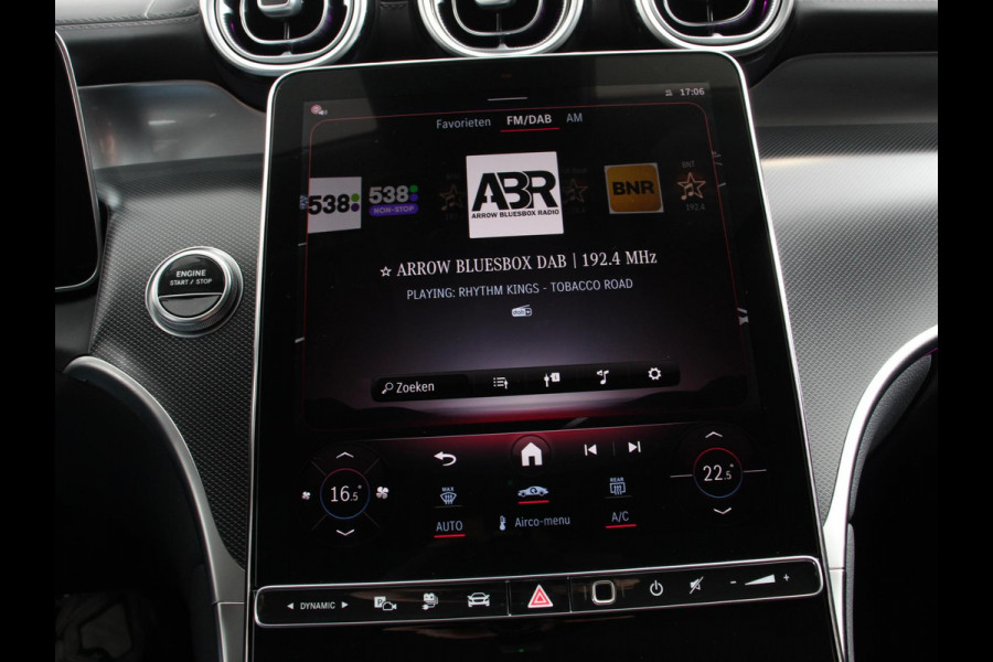 Mercedes-Benz GLC 300e 4MATIC AMG Line Navigatie Cruise Control Parkeersensoren Stoelverwarming Matrix LED-koplampen Virtual Cockpit Surround-systeem Burmester Inductielader