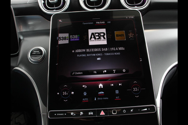 Mercedes-Benz GLC 300e 4MATIC AMG Line Navigatie Cruise Control Parkeersensoren Stoelverwarming Matrix LED-koplampen Virtual Cockpit Surround-systeem Burmester Inductielader