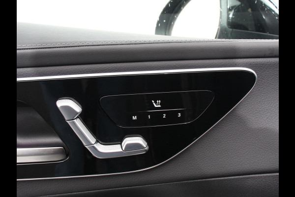 Mercedes-Benz GLC 300e 4MATIC AMG Line Navigatie Cruise Control Parkeersensoren Stoelverwarming Matrix LED-koplampen Virtual Cockpit Surround-systeem Burmester Inductielader