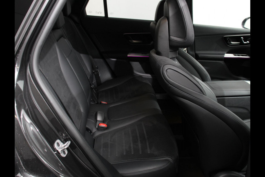 Mercedes-Benz GLC 300e 4MATIC AMG Line Navigatie Cruise Control Parkeersensoren Stoelverwarming Matrix LED-koplampen Virtual Cockpit Surround-systeem Burmester Inductielader