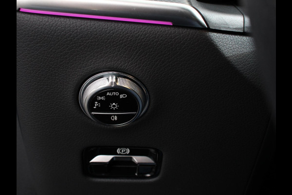 Mercedes-Benz GLC 300e 4MATIC AMG Line Navigatie Cruise Control Parkeersensoren Stoelverwarming Matrix LED-koplampen Virtual Cockpit Surround-systeem Burmester Inductielader