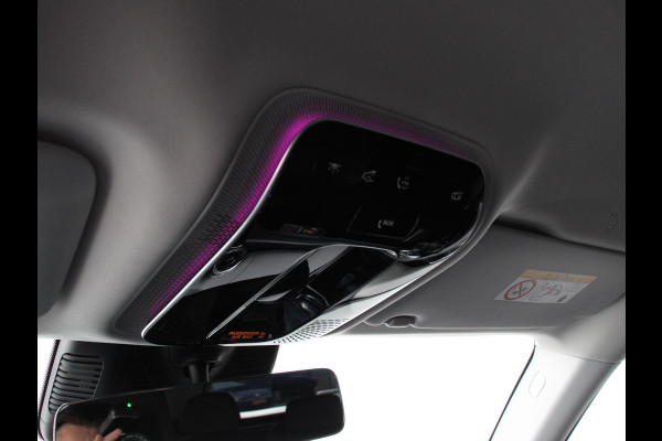 Mercedes-Benz GLC 300e 4MATIC AMG Line Navigatie Cruise Control Parkeersensoren Stoelverwarming Matrix LED-koplampen Virtual Cockpit Surround-systeem Burmester Inductielader