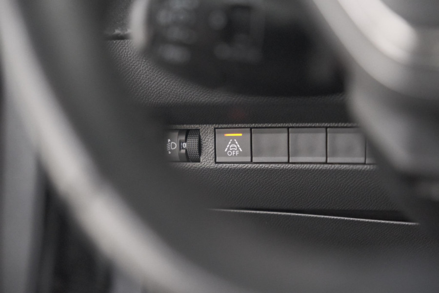 Peugeot 208 PureTech 75 Active Pack | Navigatie | Parkeersensoren | Apple Carplay | Allseason Banden
