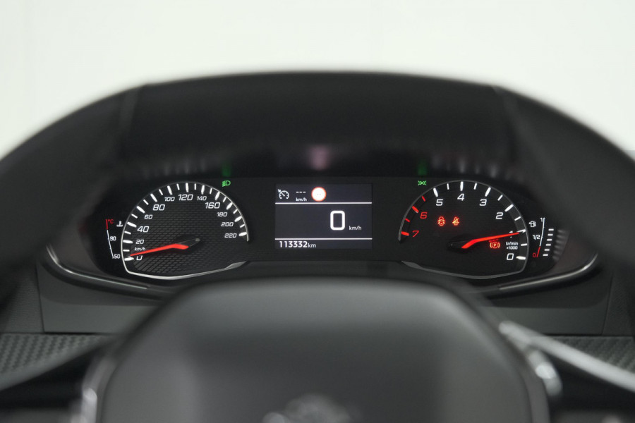 Peugeot 208 PureTech 75 Active Pack | Navigatie | Parkeersensoren | Apple Carplay | Allseason Banden