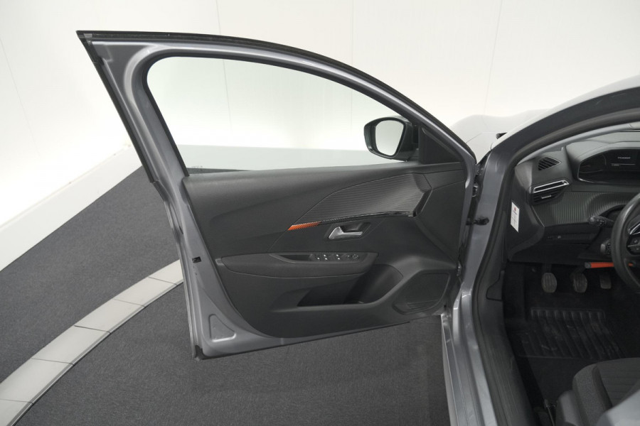 Peugeot 208 PureTech 75 Active Pack | Navigatie | Parkeersensoren | Apple Carplay | Allseason Banden