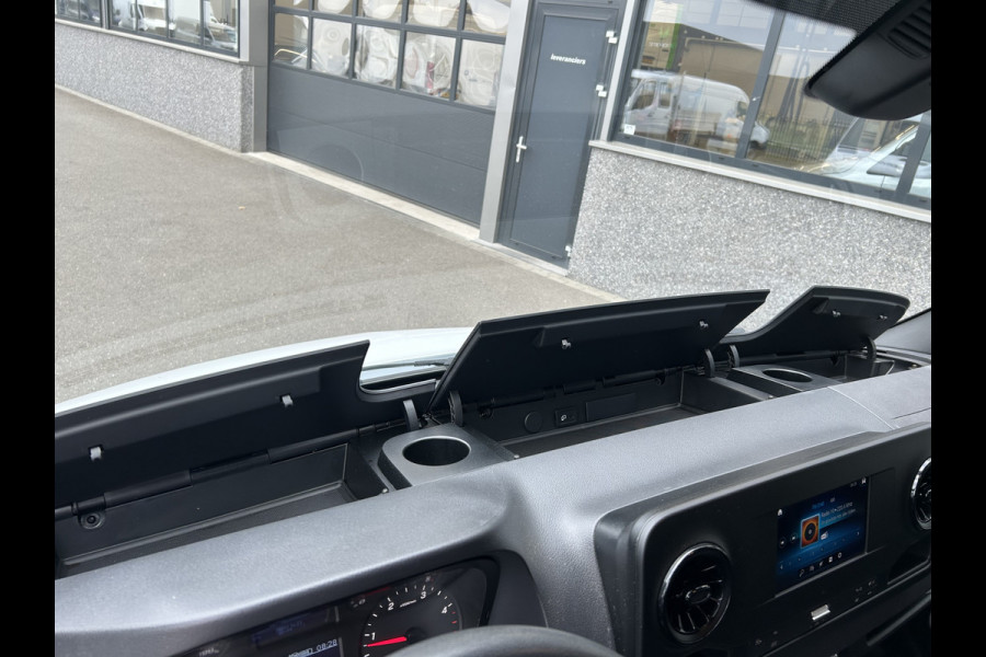 Mercedes-Benz Sprinter 317 CDI L2 H1 L+R Schuifdeur / MBUX / Camera / Carplay navigatie / Geveerde stoel / Cruise control / Airco