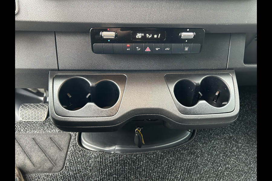 Mercedes-Benz Sprinter 317 CDI L2 H1 L+R Schuifdeur / MBUX / Camera / Carplay navigatie / Geveerde stoel / Cruise control / Airco