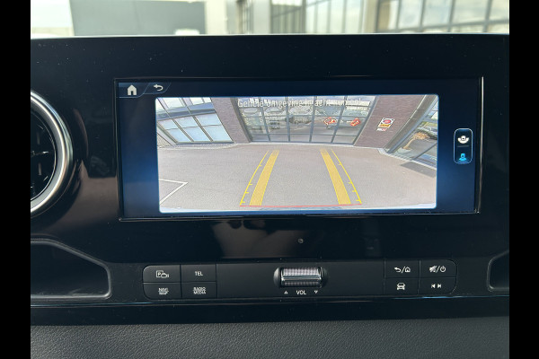 Mercedes-Benz Sprinter 317 CDI L2 H2 Pro Facelift / MBUX / Navigatie / Camera / Geveerde stoel / Cruise control / Airco / 270 Graden achterdeuren