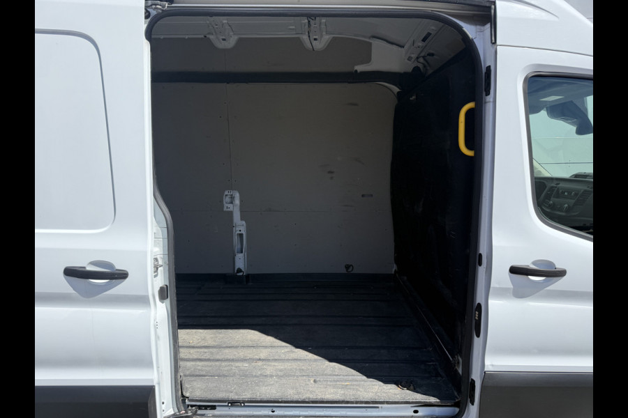 Ford Transit 350 2.0 TDCI 170PK L3H3 Airco Cruise Control Parkeersensoren Bluetooth Voorruitverwarming