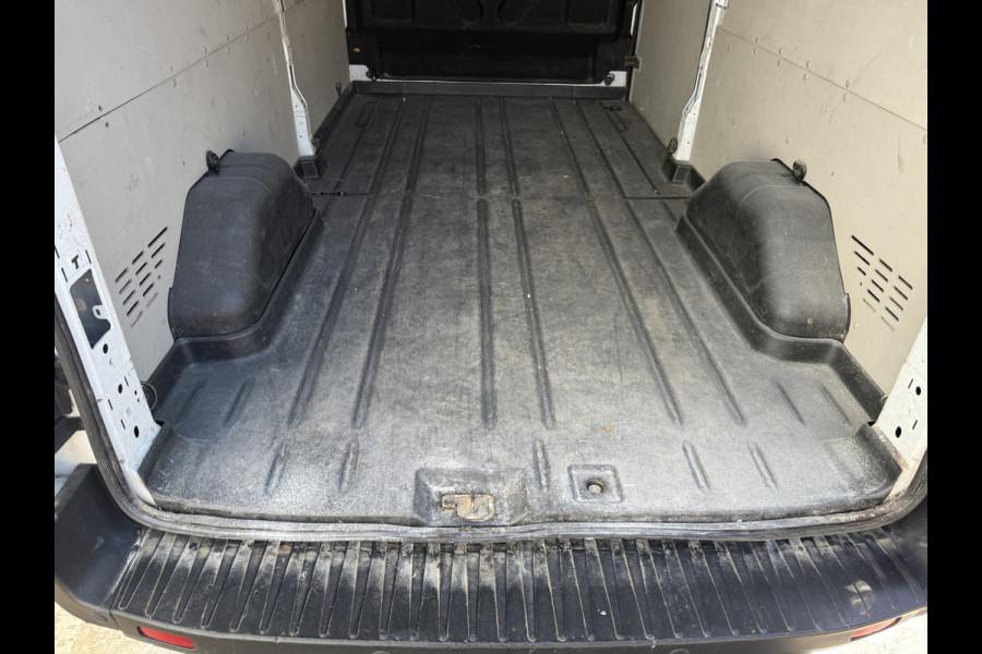 Ford Transit 350 2.0 TDCI 170PK L3H3 Airco Cruise Control Parkeersensoren Bluetooth Voorruitverwarming