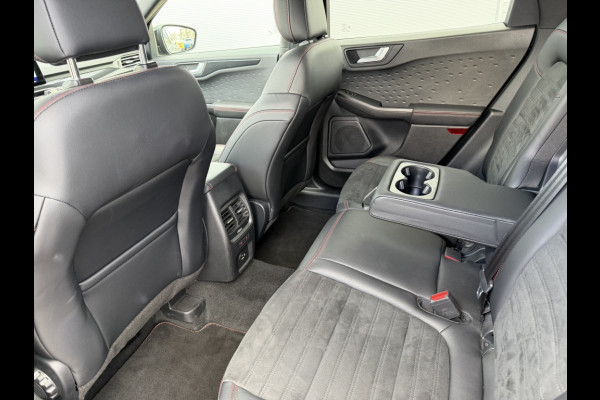 Ford Kuga 1.5 EcoB. ST-Line X TREKHAAK! 1800KG TREKGEWICHT! WINTERPACK!