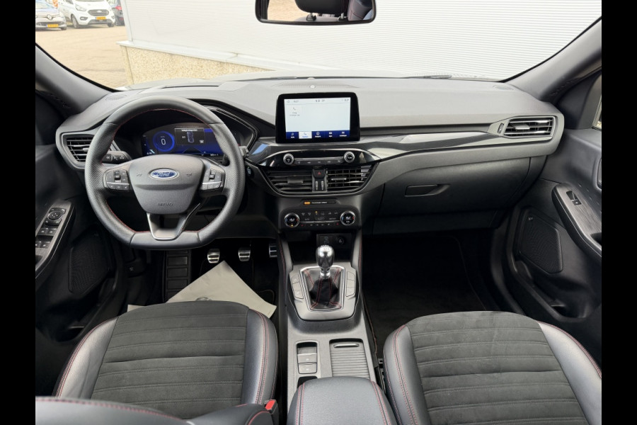 Ford Kuga 1.5 EcoB. ST-Line X TREKHAAK! 1800KG TREKGEWICHT! WINTERPACK!