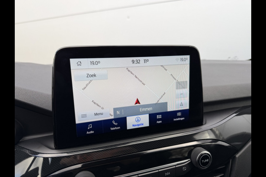 Ford Kuga 1.5 EcoB. ST-Line X TREKHAAK! 1800KG TREKGEWICHT! WINTERPACK!