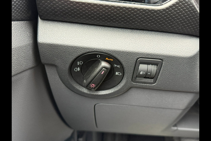 Volkswagen T-Cross 1.0 TSI Style l ACC l CARPLAY