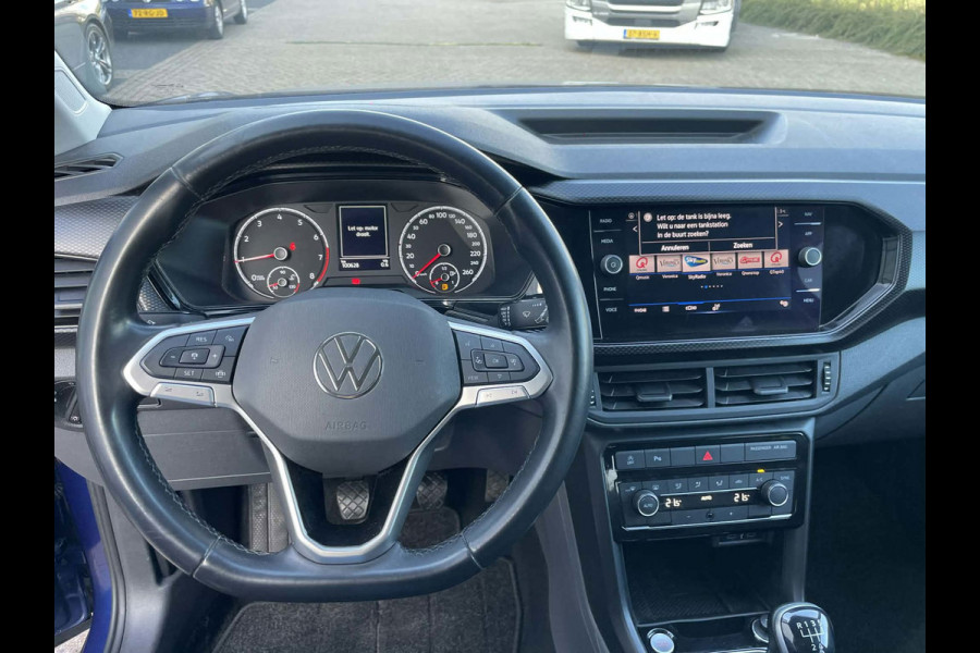 Volkswagen T-Cross 1.0 TSI Life Business / carplay