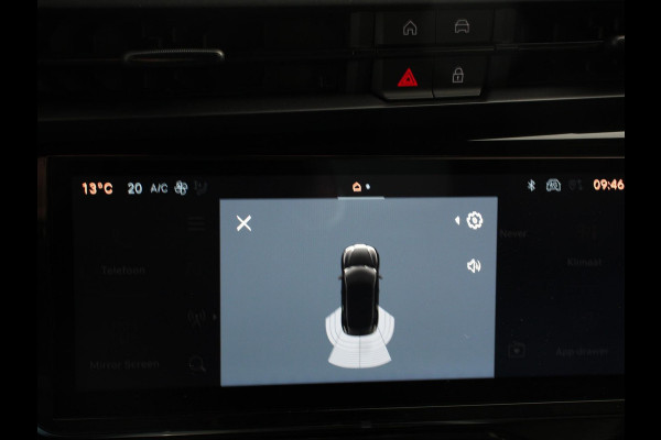 Alfa Romeo junior Elettrica Automaat 156PK Adaptieve Cruise Control LMV 18 inch Full Led Matrix Parkeer sensoren Navigatie Apple Carplay / Android auto  Climate Control