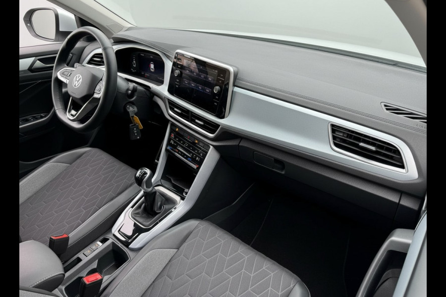 Volkswagen T-Roc TSI 115PK LIFE GOAL EDITION VIRTUAL/NAVI/ACC/STOELVERW.