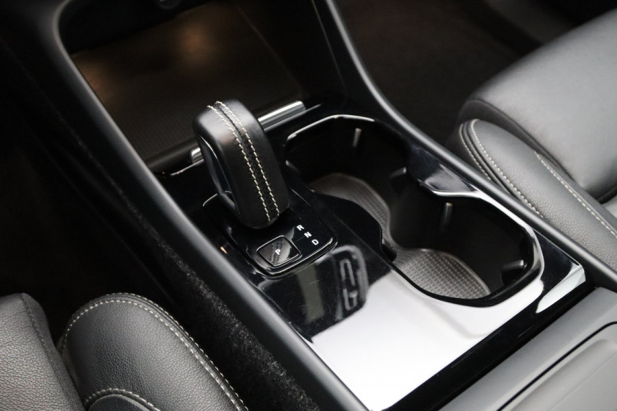Volvo XC40 Recharge P8 408 PK AWD R-Design, Leder, H/K Sound, Memory