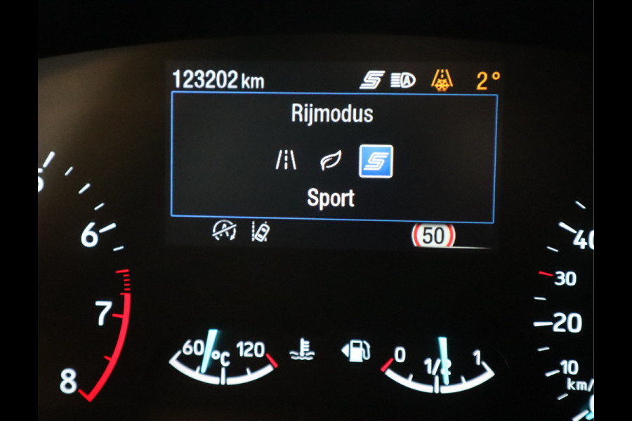 Ford FOCUS Wagon 1.0 EcoBoost Hybrid Titanium Style  Adaptive CC / Trekhaak Mild-hybride