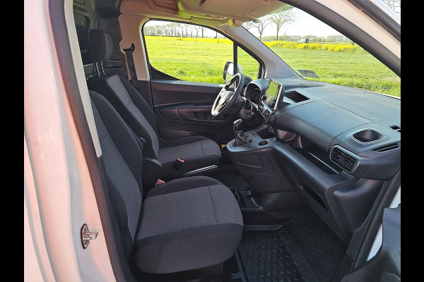 Opel Combo 1.5D L1H1 Edition L3H2 Maxi LED Automaat Navi Camera Mbux10 PDC BPM VRIJ Euro6 170 PK!