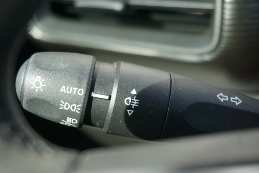 Jeep Avenger Altitude CARPLAY | ADAPTIVE CRUISE | STOELVERW. | 4S BAND | LUXE