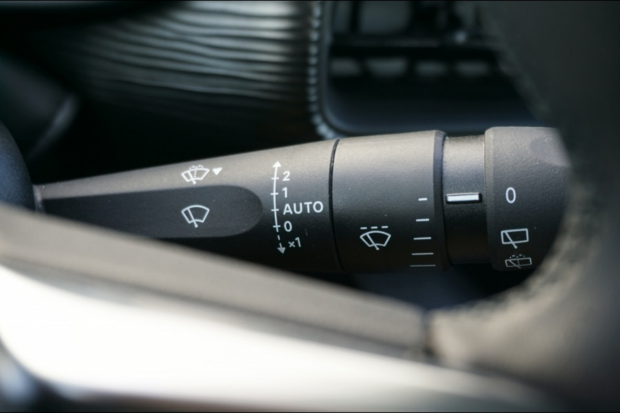 Jeep Avenger Altitude CARPLAY | ADAPTIVE CRUISE | STOELVERW. | 4S BAND | LUXE
