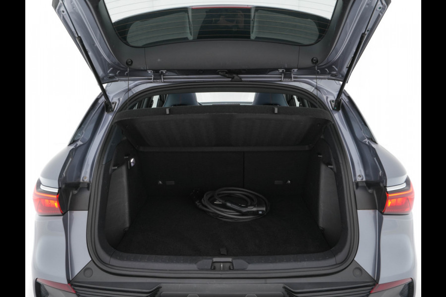 BYD ATTO 3 Comfort 60 kWh [ 3-Fase ] {SOH-92%} (INCL.BTW) *PANO | ADAPTIVE-CRUISE | LEATHER | FULL-LED | TOP-VIEW | BLIND-SPOT | HEATED-COMFORTSEATS | DIGI-COCKPIT | CARPLAY | DAB | NAVI-FULLMAP | ECC | PDC | 18''ALU*