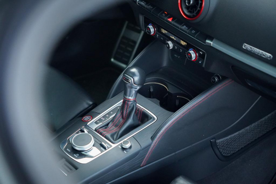 Audi S3 2.0 TFSI A3 quattro Pro Line Plus Aut / Pano / 20'' ABT / B&O