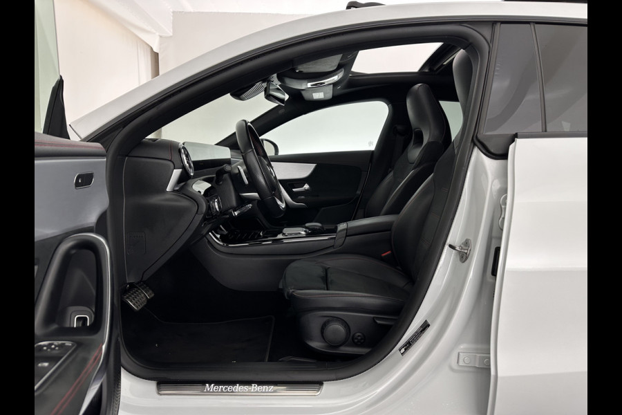 Mercedes-Benz CLA-Klasse Shooting Brake 200 d Business Solution AMG (INCL-BTW) *PANO | DISTRONIC | LEATHER-MICROFIBRE | MULITBEAM | AMBIENTLIGHT | BLINDSPOT | HEATED-SPORTSEATS | WIDESCREEN-DIGICOCKPIT | DAB+ | NAVI-FULLMAP | CAMERA | PRIVACYGLASS | 18''ALU*