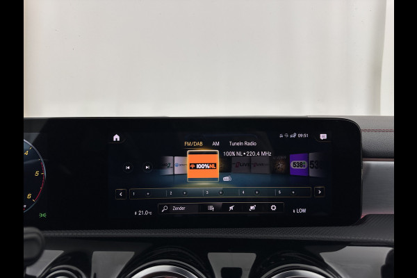 Mercedes-Benz CLA-Klasse Shooting Brake 200 d Business Solution AMG (INCL-BTW) *PANO | DISTRONIC | LEATHER-MICROFIBRE | MULITBEAM | AMBIENTLIGHT | BLINDSPOT | HEATED-SPORTSEATS | WIDESCREEN-DIGICOCKPIT | DAB+ | NAVI-FULLMAP | CAMERA | PRIVACYGLASS | 18''ALU*