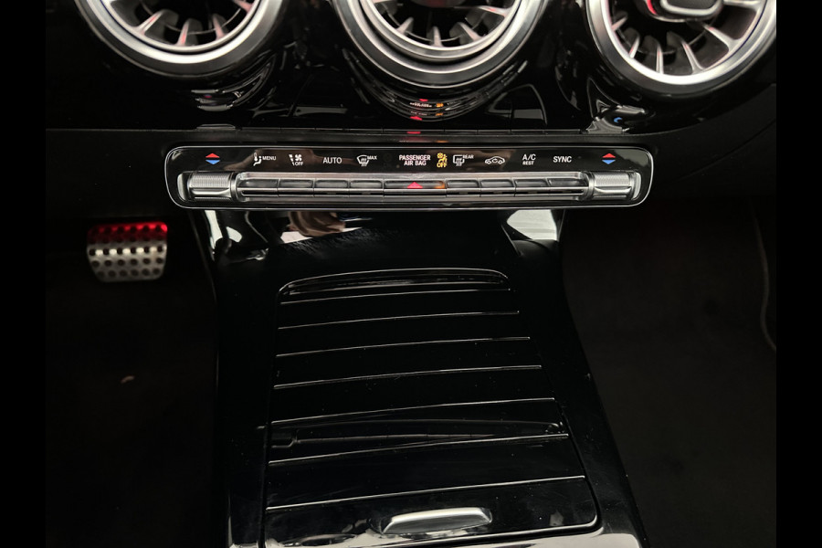 Mercedes-Benz CLA-Klasse Shooting Brake 200 d Business Solution AMG (INCL-BTW) *PANO | DISTRONIC | LEATHER-MICROFIBRE | MULITBEAM | AMBIENTLIGHT | BLINDSPOT | HEATED-SPORTSEATS | WIDESCREEN-DIGICOCKPIT | DAB+ | NAVI-FULLMAP | CAMERA | PRIVACYGLASS | 18''ALU*