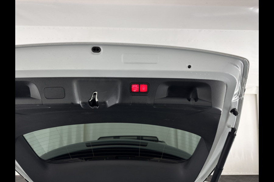 Mercedes-Benz CLA-Klasse Shooting Brake 200 d Business Solution AMG (INCL-BTW) *PANO | DISTRONIC | LEATHER-MICROFIBRE | MULITBEAM | AMBIENTLIGHT | BLINDSPOT | HEATED-SPORTSEATS | WIDESCREEN-DIGICOCKPIT | DAB+ | NAVI-FULLMAP | CAMERA | PRIVACYGLASS | 18''ALU*