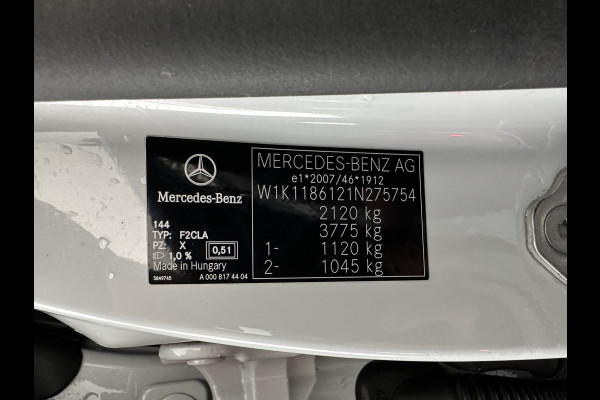 Mercedes-Benz CLA-Klasse Shooting Brake 200 d Business Solution AMG (INCL-BTW) *PANO | DISTRONIC | LEATHER-MICROFIBRE | MULITBEAM | AMBIENTLIGHT | BLINDSPOT | HEATED-SPORTSEATS | WIDESCREEN-DIGICOCKPIT | DAB+ | NAVI-FULLMAP | CAMERA | PRIVACYGLASS | 18''ALU*