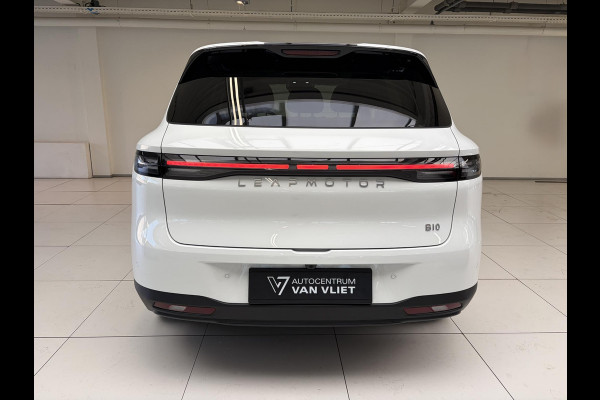 Leapmotor B10 Design ProMax 67.1 kWh 430KM WLTP | Panorama | Navigatie | Elektrische achterklep | Elektrisch bedienbare stoelen | Stoelverwarming | Stoelventilatie