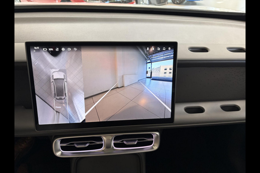 Leapmotor B10 Design ProMax 67.1 kWh 430KM WLTP | Panorama | Navigatie | Elektrische achterklep | Elektrisch bedienbare stoelen | Stoelverwarming | Stoelventilatie